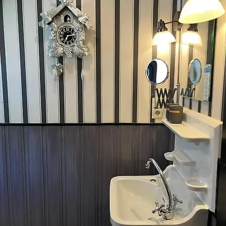 Brockenhexe In Der Brockenhexe Lägenhet